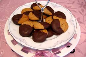 Chocolate-Dipped Peanut Butter Cookies