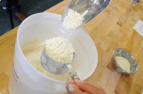 Baker's Tip: Measuring Flour