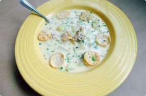 Jasper's Home Style Clam Chowder