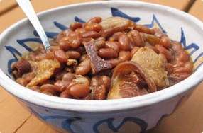 Slow Cooker Baked Beans