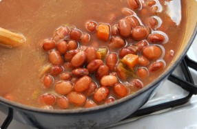 Simple Pot O' Beans