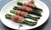 Mozzarella & Prosciutto-Wrapped Asparagus