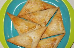 Tyropitakia (Cheese Triangles)