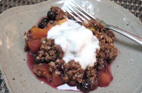 Peach-Berry Crisp